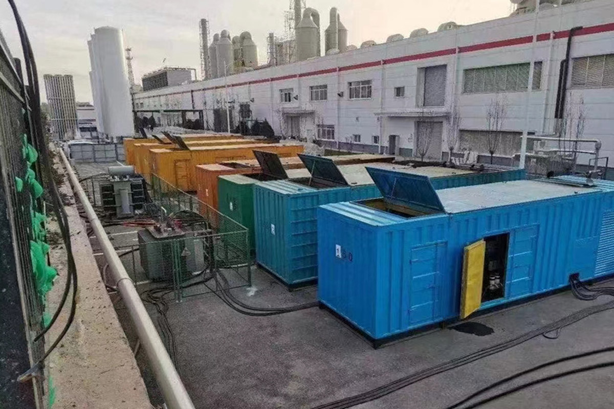 兴隆发电机租赁施工现场